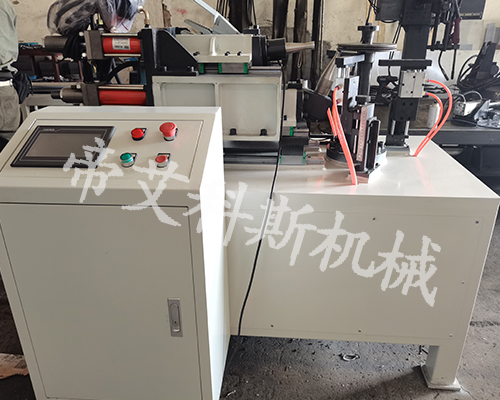 液壓翻邊機